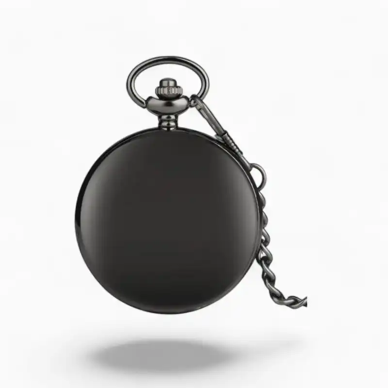 Montre à gousset Storm Pooper noire avec chaîne en métal, élégante et classique, idéale comme accessoire de mode distinctif.