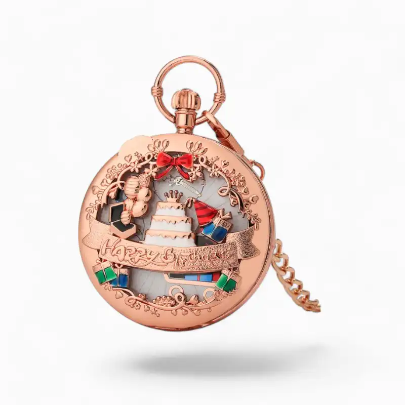 Montre à Gousset Musicale ornée d'un motif de gâteau d'anniversaire et de notes de musique colorées, idéale pour un cadeau d'anniversaire "Joyeux Anniversaire".
